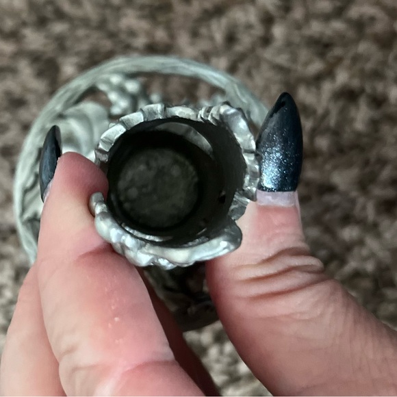 Vintage Seagull Pewter grapevine design candlestick holders…🕯️ - Picture 2 of 5